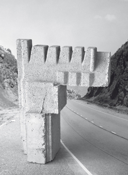 Paperback Taiyo Onorato: Continental Drift Book