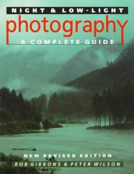 Paperback Night and Low-Light Photography: A Complete Guide Book