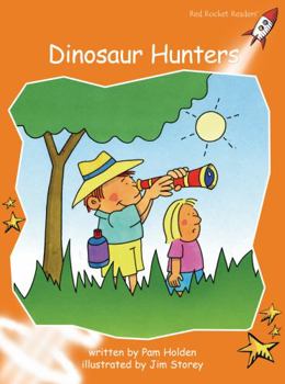 Paperback Dinosaur Hunters Book