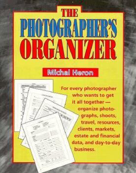 Paperback The Photographer's Organizer Book