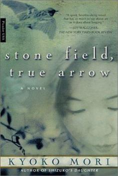 Paperback Stone Field, True Arrow: A Novel Book