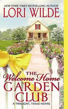 Mass Market Paperback The Welcome Home Garden Club Book