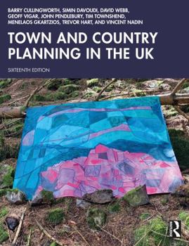 Paperback Town and Country Planning in the UK Book