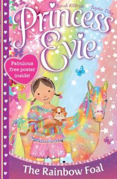 Paperback Princess Evie: The Rainbow Foal Book