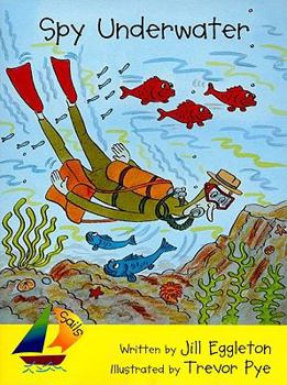 Paperback Spy Underwater: Leveled Reader Book