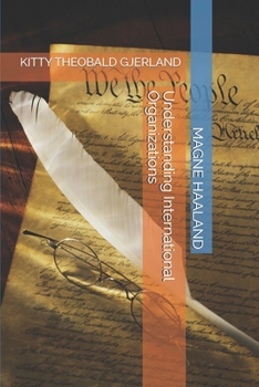 Paperback Understanding International Organizations Book