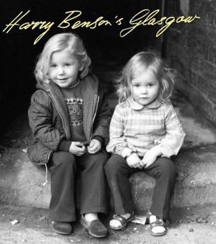 Paperback Harry Bensons Glasgow Book