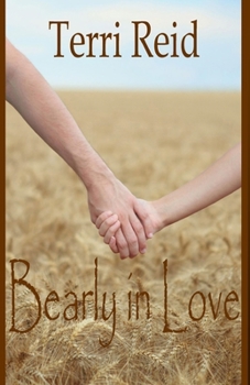 Paperback Bearly In Love Book