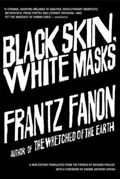 Paperback Black Skin, White Masks Book