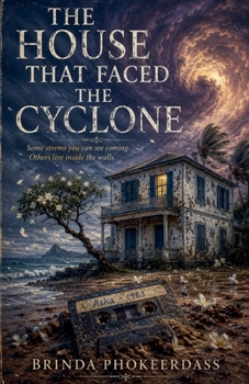 Paperback The House That Faced the Cyclone Book