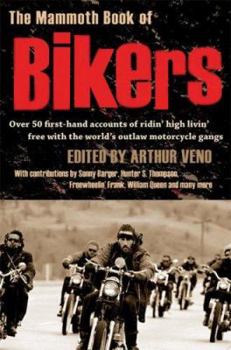 Paperback The Mammoth Book of Bikers Book