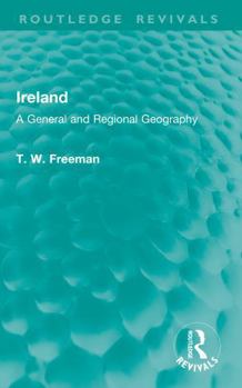 Paperback Ireland: A General and Regional Geography Book