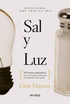 Paperback Sal Y Luz: (Devocional Para Todo Un Año) [Spanish] Book