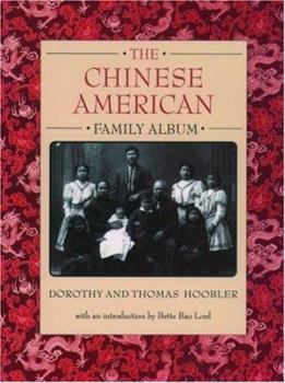 Paperback The Chinese American Family Album Book