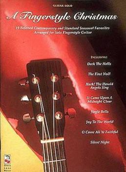 Paperback A Fingerstyle Christmas Book