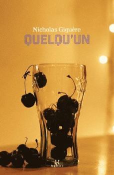 Paperback QUELQU'UN [French] Book