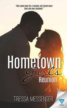 Paperback Hometown Girls: Reunion Book