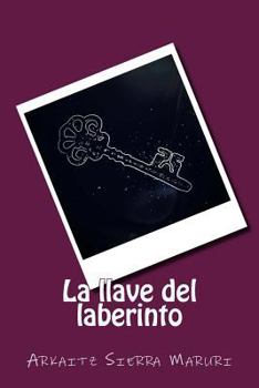 Paperback La llave del laberinto [Spanish] Book
