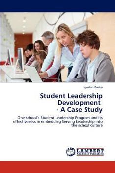 Paperback Student Leadership Development - A Case Study Book