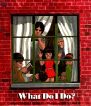 Hardcover What Do I Do: English-Spanish (English and Spanish Edition) Book