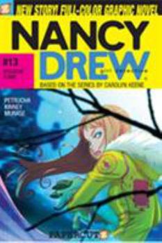 Paperback Nancy Drew #13: Doggone Town: Doggone Town Book