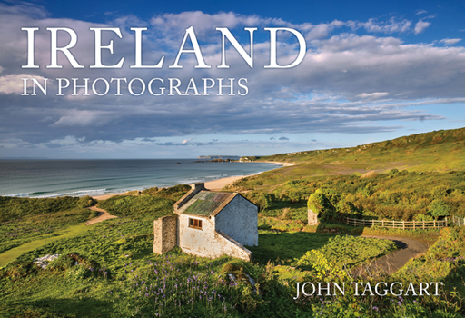 Paperback Ireland in Photographs Book