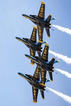 Paperback U S Navy Blue Angels in Fighter Jets in Flight Journal: Take Notes, Write Down Memories in this 150 Page Lined Journal Book