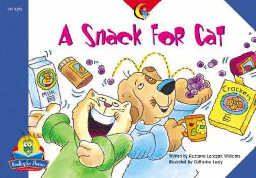 Paperback A Snack for Cat (Fluency Readers) Book