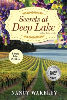 Paperback Secrets at Deep Lake [Large Print] Book