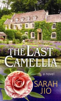 Hardcover The Last Camellia [Large Print] Book