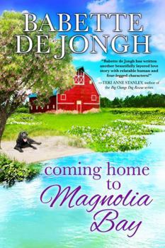 Paperback Coming Home to Magnolia Bay Book