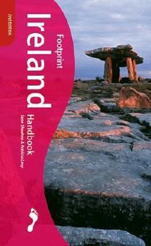 Paperback Footprint Ireland Handbook: The Travel Guide Book