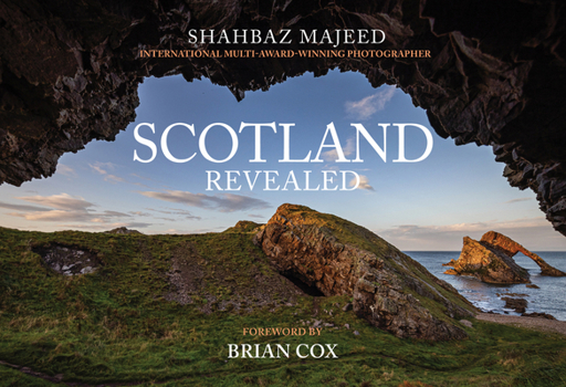 Paperback Scotland Revealed Book