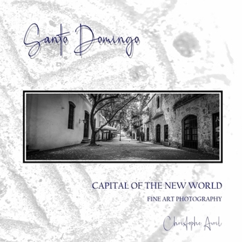 Paperback Santo Domingo: First Capital of the New World Book