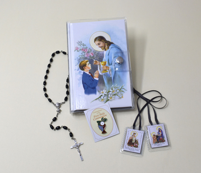 First Mass Book Vinyl Set: An Easy Way of Participating at Mass for Boys and Girls