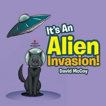 Paperback It's An Alien Invasion! Book