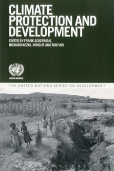 Paperback Climate Protection and Development Book