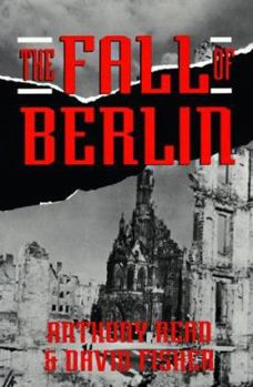 Paperback The Fall Of Berlin Book