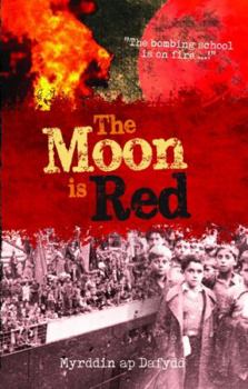 Paperback Moon is Red, The Book