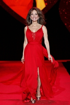 Paperback Susan Lucci notebook - achieve your goals, perfect 120 lined pages #1 Book