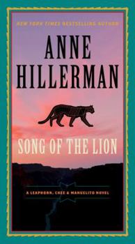 Paperback Song of the Lion Book