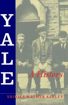 Paperback Yale: A History Book