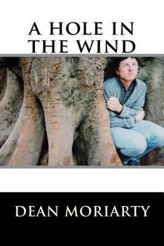 Paperback A hole in the wind Book