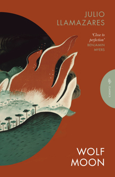 Paperback Wolf Moon Book