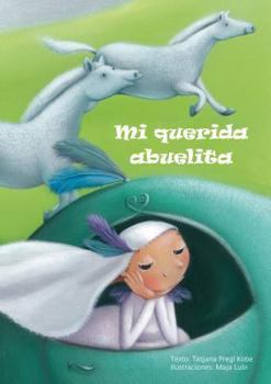 Hardcover Mi Querida Abuelita [Spanish] Book