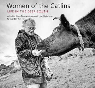 Paperback Women of the Catlins: Life in the Deep South Book