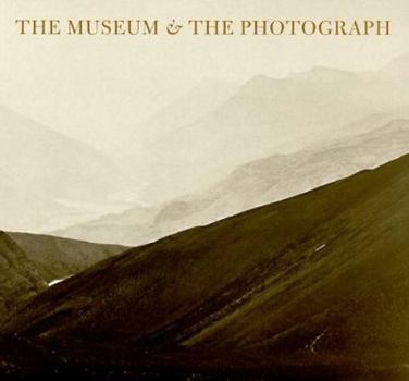 Paperback Museum and Photography: Collecting Photography at the Victoria and Albert Museum, 1853-1900 Book