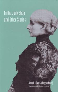 Paperback In the Junk Shop and Other Stories Book