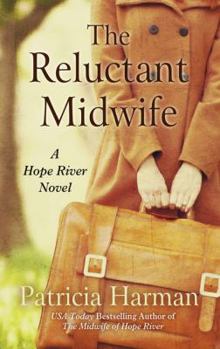 Hardcover The Reluctant Midwife [Large Print] Book