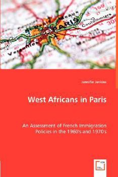 Paperback West Africans in Paris Book